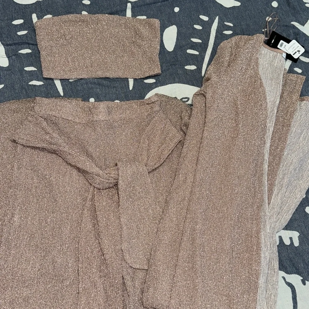 FASHION NOVA MATCHING SET - Picture 2 of 5